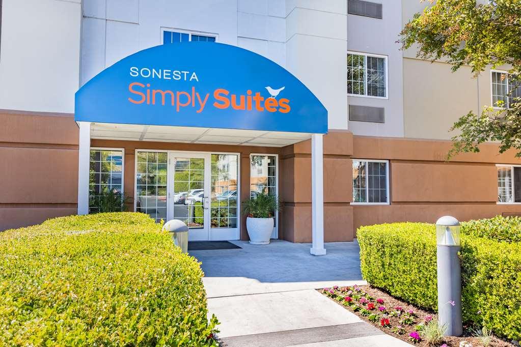 Sonesta Simply Suites ארלינגטון מראה חיצוני תמונה